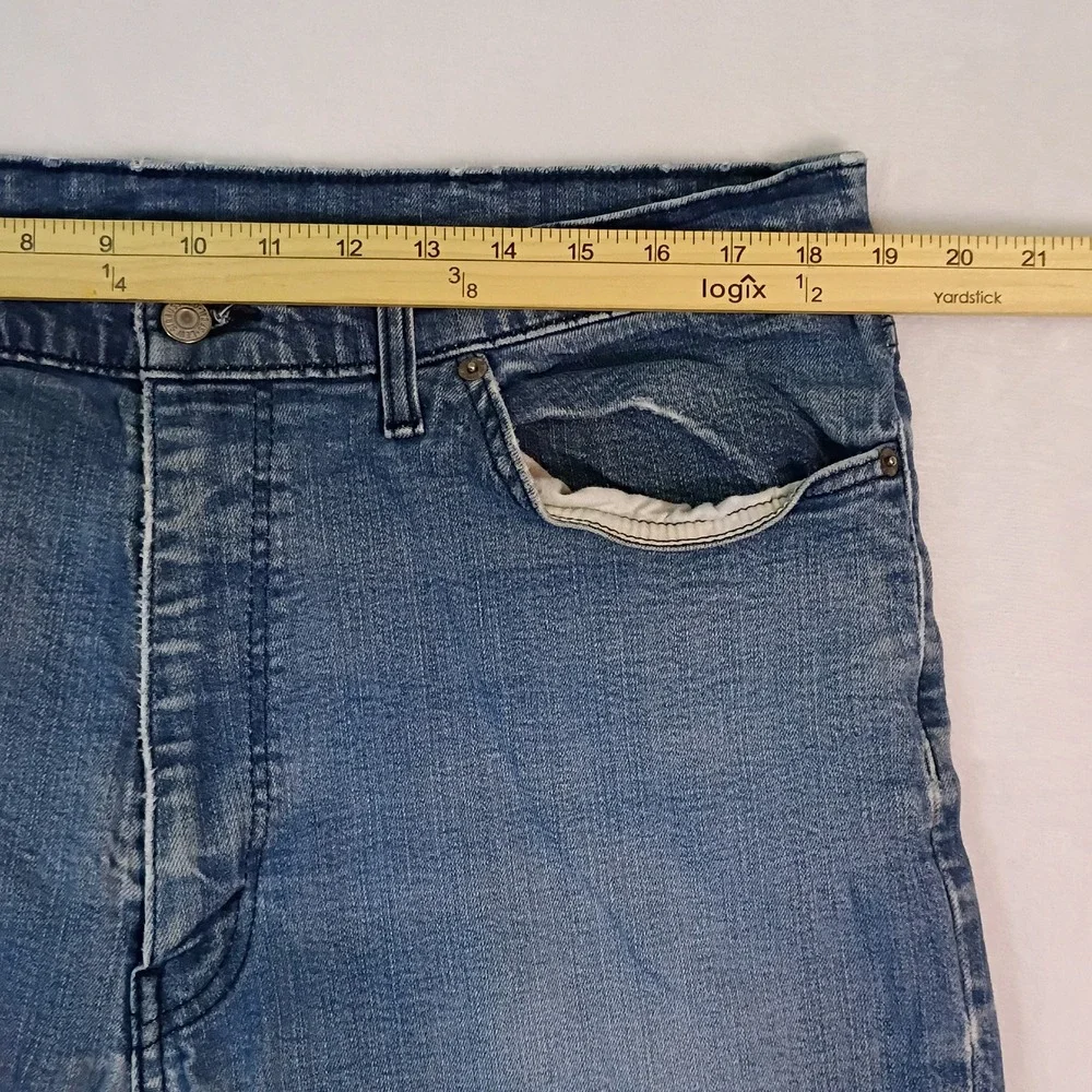 Levis 541 Athletic Taper Mens Blue Denim Jeans Size 40x34 Medium Wash fit 38x31